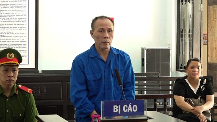 Nhờ "trưởng phòng quân nhu" mua ô tô giá rẻ, cặp vợ chồng nhận "quả đắng"- Ảnh 1. Nhờ "trưởng phòng quân nhu" mua ô tô giá rẻ, cặp vợ chồng nhận "quả đắng"- Ảnh 1.