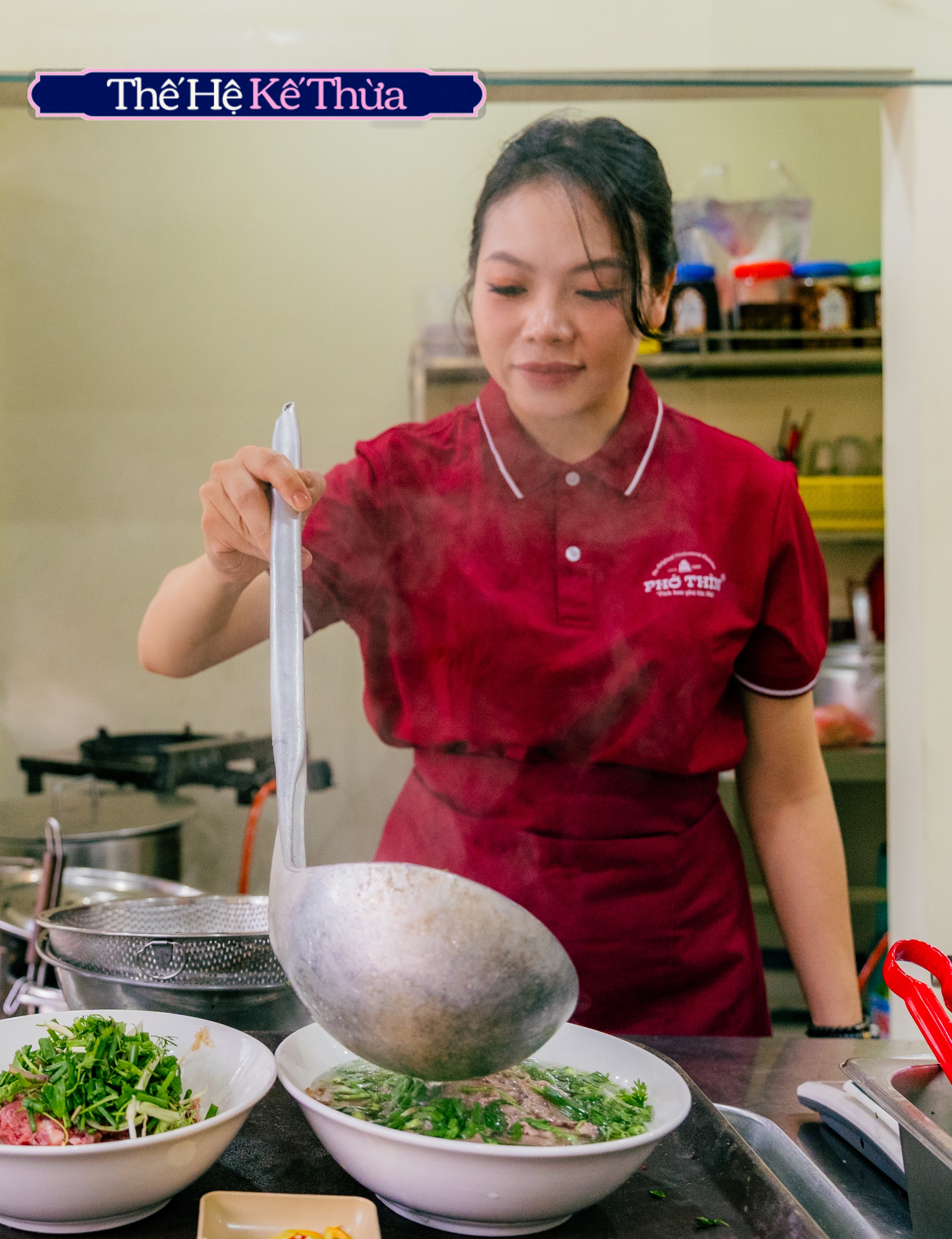 "Bát phở của ông, hoài bão của cháu": Khi thế hệ kế thừa đời thứ 3 của Phở Thìn Bờ Hồ chắp cánh "di sản ẩm thực" Thủ đô- Ảnh 14. "Bát phở của ông, hoài bão của cháu": Khi thế hệ kế thừa đời thứ 3 của Phở Thìn Bờ Hồ chắp cánh "di sản ẩm thực" Thủ đô- Ảnh 14.