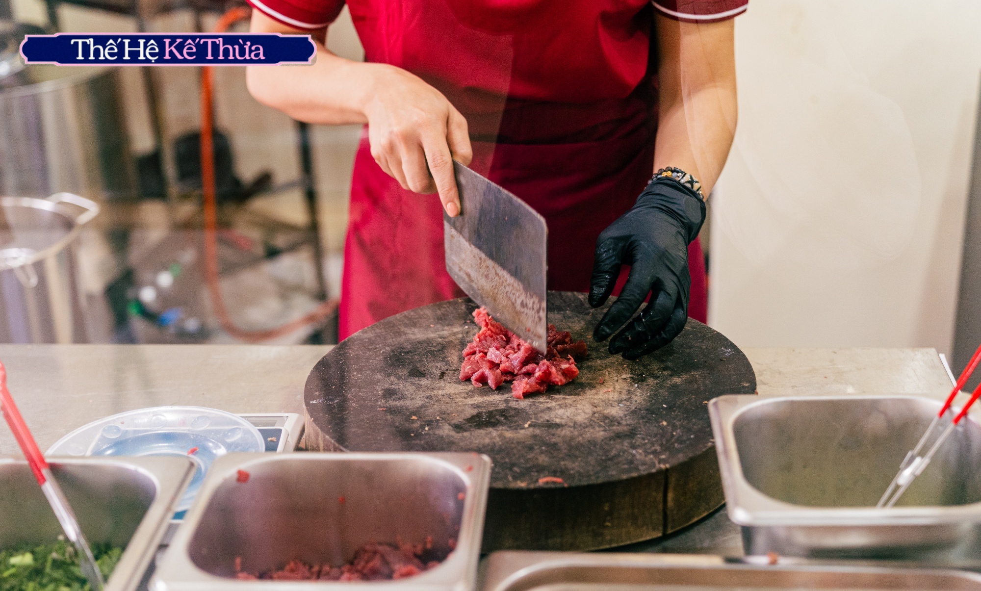 "Bát phở của ông, hoài bão của cháu": Khi thế hệ kế thừa đời thứ 3 của Phở Thìn Bờ Hồ chắp cánh "di sản ẩm thực" Thủ đô- Ảnh 6. "Bát phở của ông, hoài bão của cháu": Khi thế hệ kế thừa đời thứ 3 của Phở Thìn Bờ Hồ chắp cánh "di sản ẩm thực" Thủ đô- Ảnh 6.