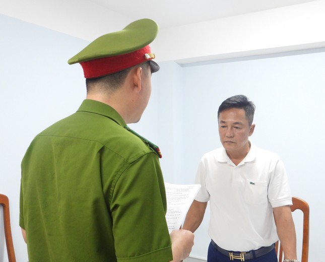 Bắt chủ mỏ cát nổi tiếng Quảng Nam, ‘vén màn’ phi vụ đoạt quyền điều hành công ty kiểu xã hội đen- Ảnh 1. Bắt chủ mỏ cát nổi tiếng Quảng Nam, ‘vén màn’ phi vụ đoạt quyền điều hành công ty kiểu xã hội đen- Ảnh 1.