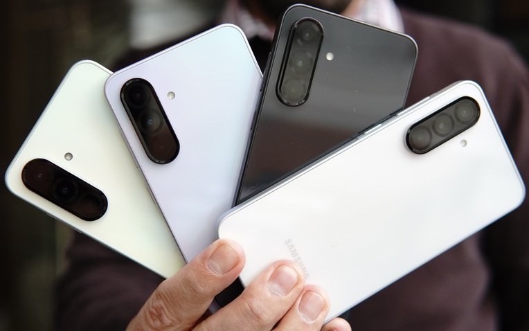 Samsung quay trở lại dẫn đầu thị trường smartphone Đông Nam Á: Nhờ dòng máy này tăng trưởng tới 47%- Ảnh 1. Samsung quay trở lại dẫn đầu thị trường smartphone Đông Nam Á: Nhờ dòng máy này tăng trưởng tới 47%- Ảnh 1.