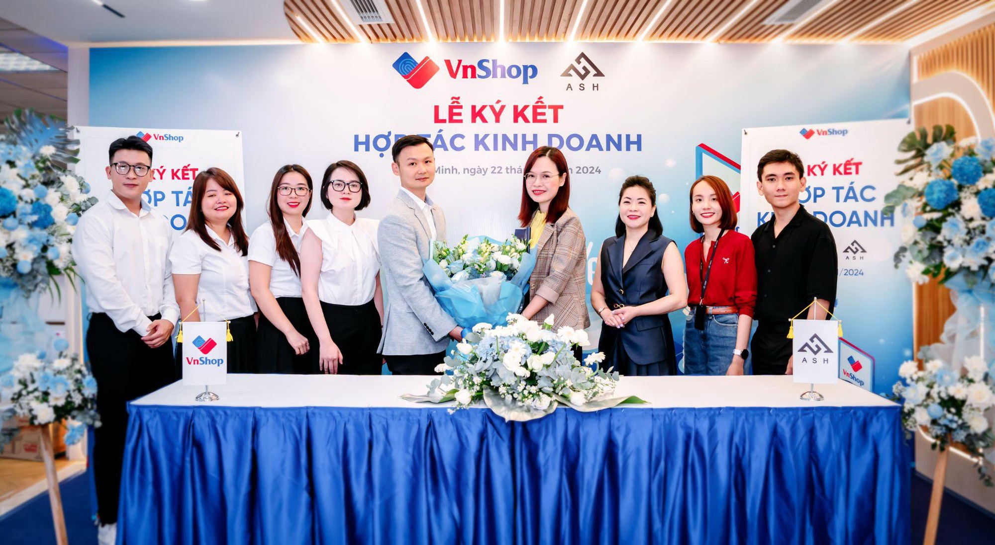 VnShop và chiến lược xây dựng trải nghiệm mua sắm an toàn giữa thị trường nhiều biến động- Ảnh 2. VnShop và chiến lược xây dựng trải nghiệm mua sắm an toàn giữa thị trường nhiều biến động- Ảnh 2.