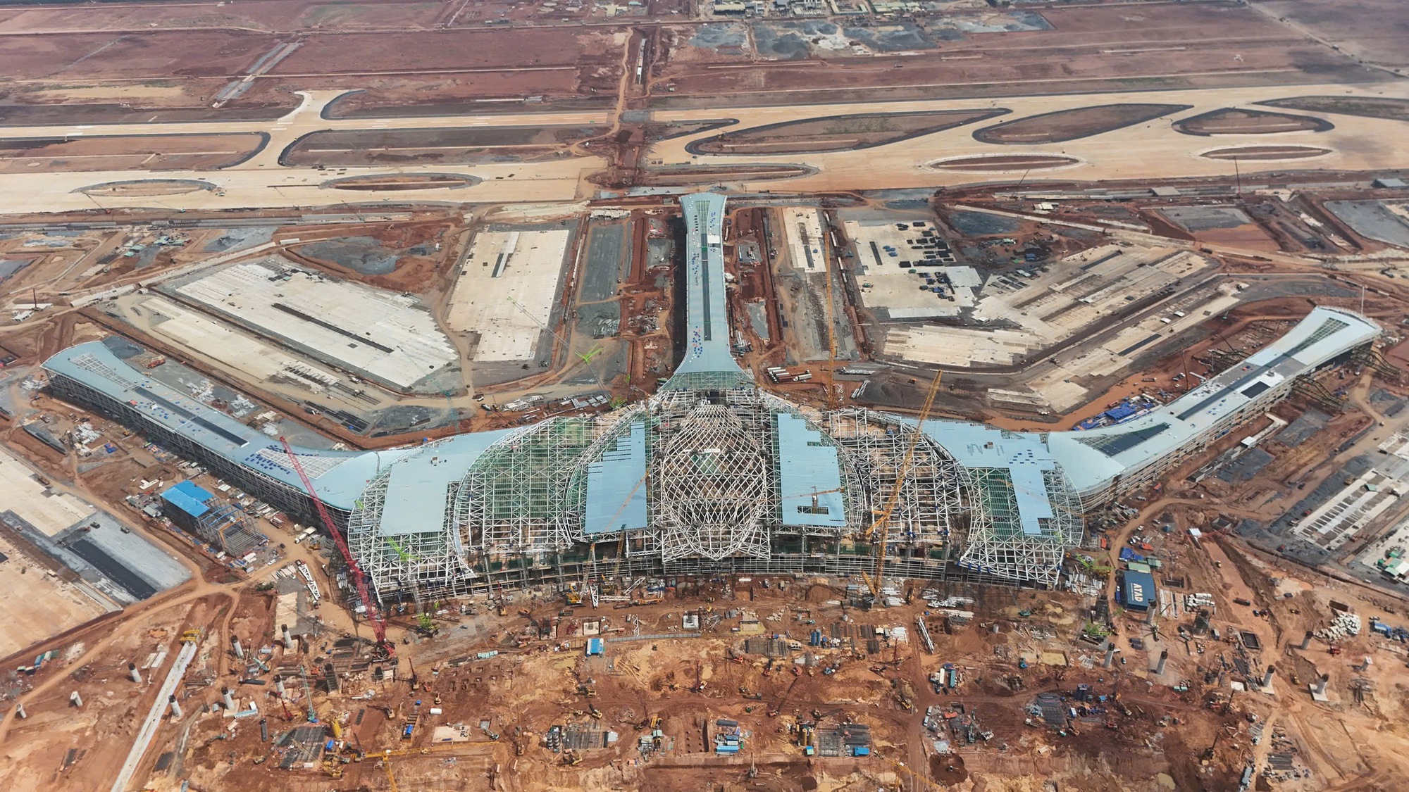 Kiểm tra dự án sân bay Long Thành, Bộ trưởng Xây dựng chỉ đạo "nóng"- Ảnh 2. Kiểm tra dự án sân bay Long Thành, Bộ trưởng Xây dựng chỉ đạo "nóng"- Ảnh 2.