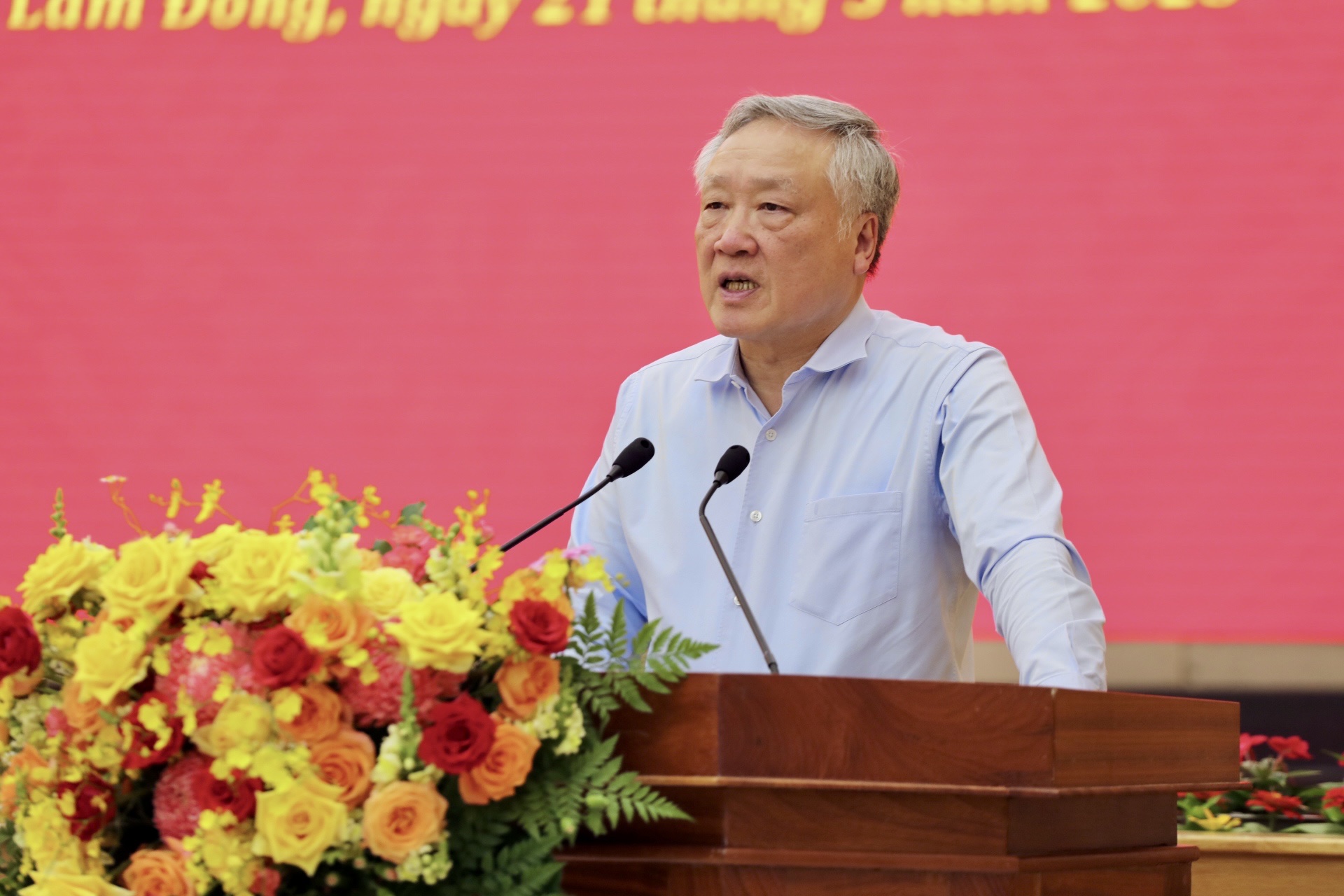 Phó Thủ tướng Thường trực Nguyễn Hòa Bình: Làm tiếp hay nghỉ đều phải vì lợi ích chung- Ảnh 4. Phó Thủ tướng Thường trực Nguyễn Hòa Bình: Làm tiếp hay nghỉ đều phải vì lợi ích chung- Ảnh 4.