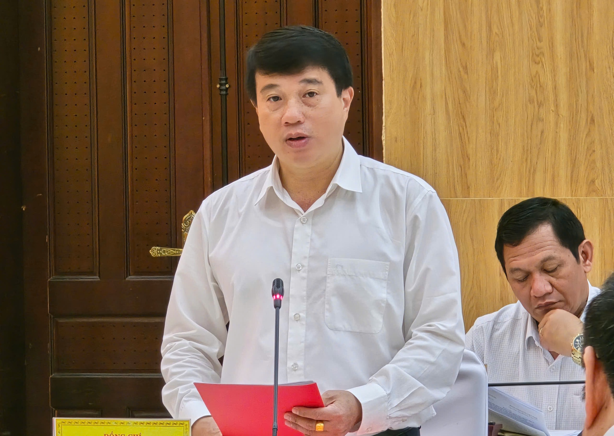 Phó Thủ tướng Thường trực Nguyễn Hòa Bình: Làm tiếp hay nghỉ đều phải vì lợi ích chung- Ảnh 2. Phó Thủ tướng Thường trực Nguyễn Hòa Bình: Làm tiếp hay nghỉ đều phải vì lợi ích chung- Ảnh 2.