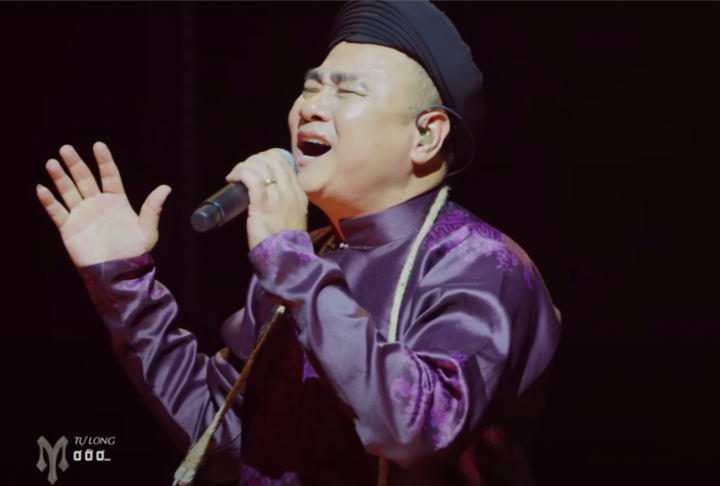 NSND Tự Long trong 'Mưa lửa': Chỉ vì chứng minh hát live mà tạo phốt cho tôi?- Ảnh 2. NSND Tự Long trong 'Mưa lửa': Chỉ vì chứng minh hát live mà tạo phốt cho tôi?- Ảnh 2.