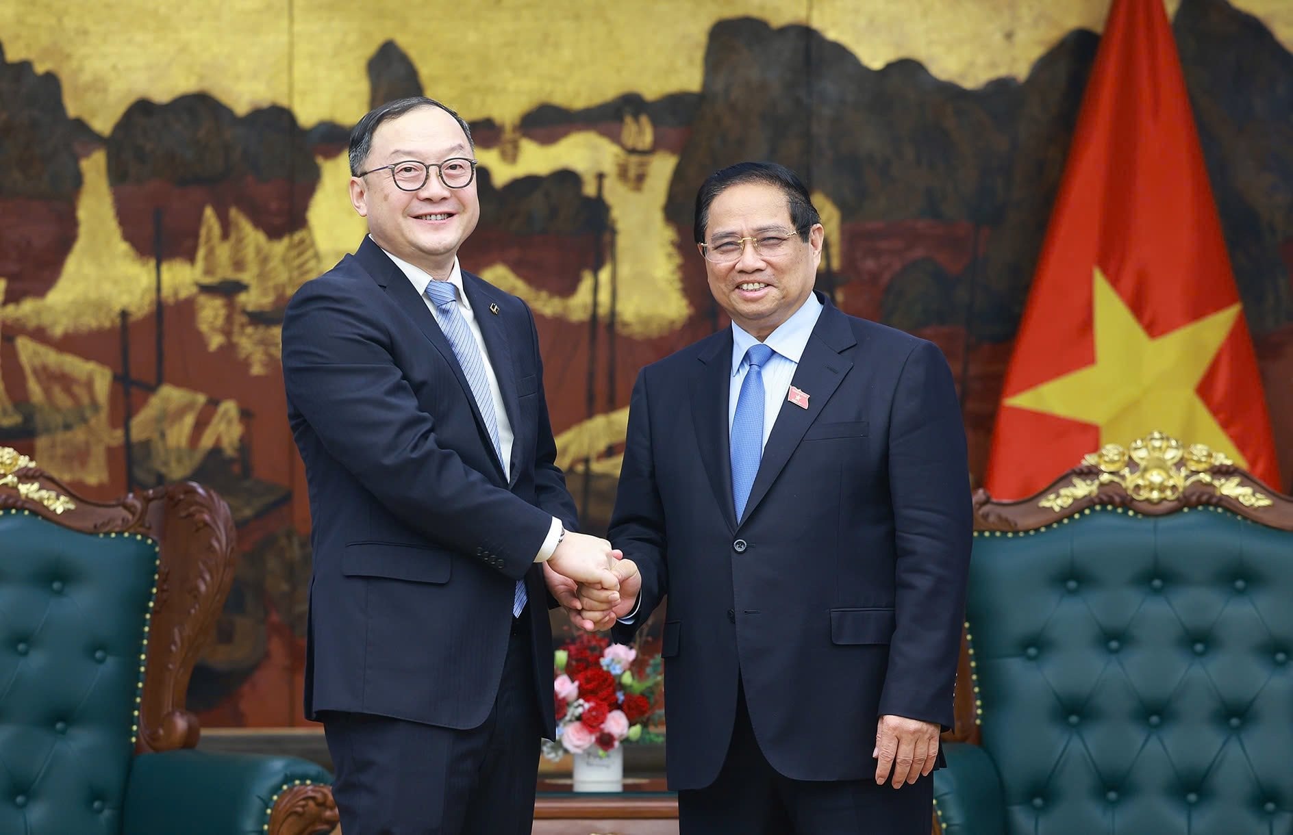 Hai DN được Thủ tướng nêu tên với lãnh đạo Tập đoàn nổi tiếng TQ: Có DN lập kỷ lục 3 năm liên tiếp- Ảnh 1. Hai DN được Thủ tướng nêu tên với lãnh đạo Tập đoàn nổi tiếng TQ: Có DN lập kỷ lục 3 năm liên tiếp- Ảnh 1.