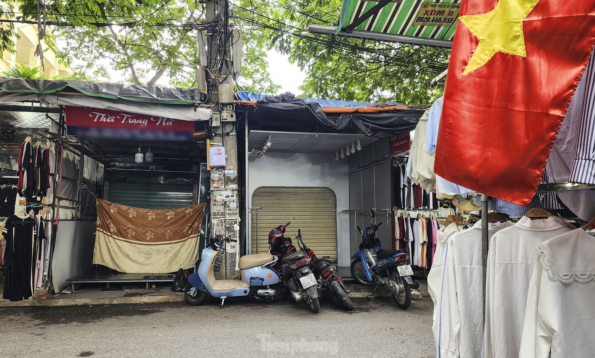 Cảnh khó tin tại thủ phủ thời trang lớn nhất miền Bắc- Ảnh 8. Cảnh khó tin tại thủ phủ thời trang lớn nhất miền Bắc- Ảnh 8.