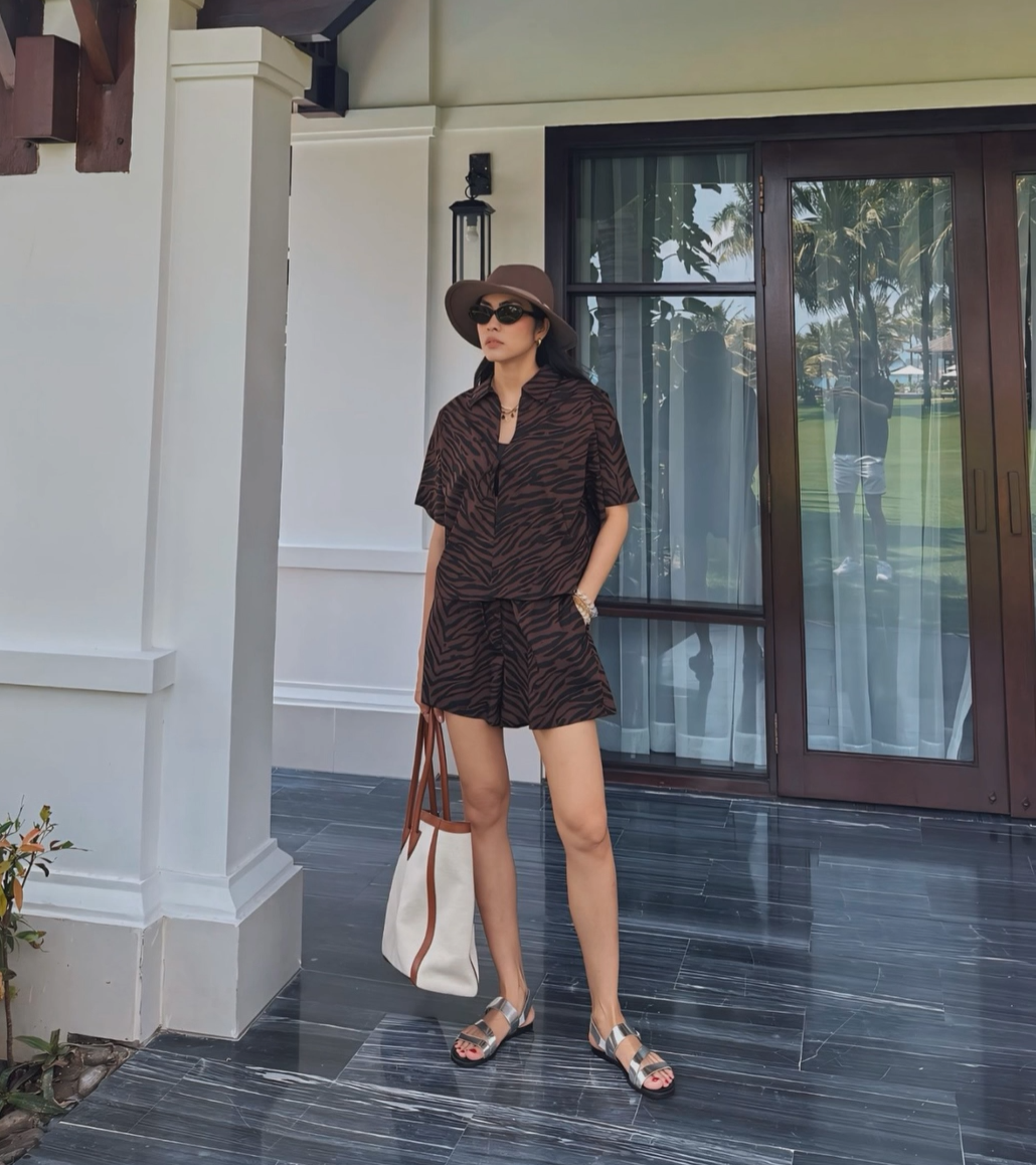 Tăng Thanh Hà "trẻ hóa" với mốt hot nhất 2025, nàng ngoài 30 tuổi học theo cực dễ- Ảnh 2. Tăng Thanh Hà "trẻ hóa" với mốt hot nhất 2025, nàng ngoài 30 tuổi học theo cực dễ- Ảnh 2.