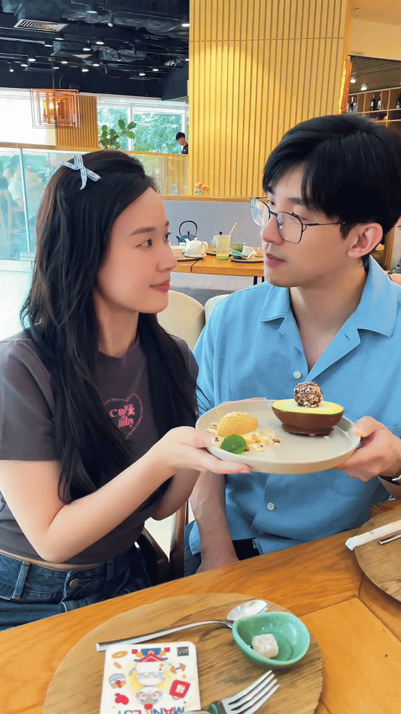 1 năm hôn nhân của Midu, điều hấp dẫn nhất lại chính là... thiếu gia Minh Đạt- Ảnh 3. 1 năm hôn nhân của Midu, điều hấp dẫn nhất lại chính là... thiếu gia Minh Đạt- Ảnh 3.
