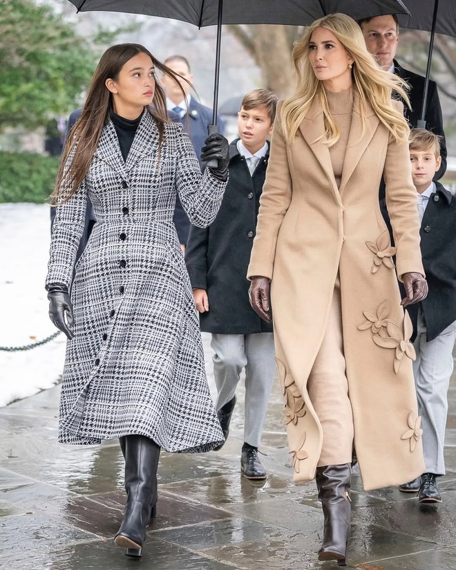 "Tiểu công chúa Nhà Trắng" dạo này: Con gái Ivanka Trump mỗi lần xuất hiện là một lần tỏa sáng- Ảnh 5. "Tiểu công chúa Nhà Trắng" dạo này: Con gái Ivanka Trump mỗi lần xuất hiện là một lần tỏa sáng- Ảnh 5.