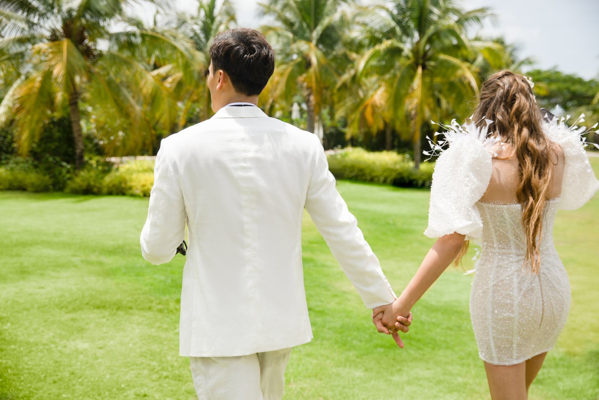 Bùi Tiến Dũng nói lời “ruột gan” về vợ mẫu tây, sự thật về cuộc sống hôn nhân được hé lộ- Ảnh 3. Bùi Tiến Dũng nói lời “ruột gan” về vợ mẫu tây, sự thật về cuộc sống hôn nhân được hé lộ- Ảnh 3.