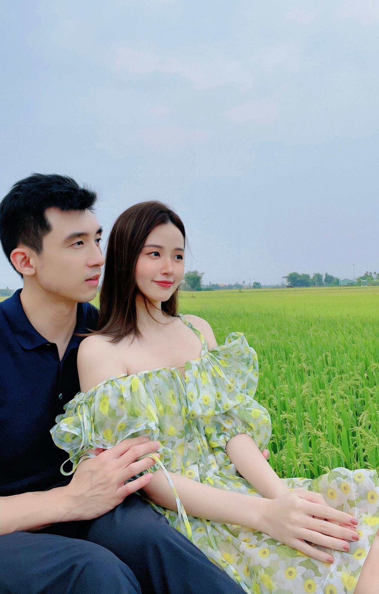 1 năm hôn nhân của Midu, điều hấp dẫn nhất lại chính là... thiếu gia Minh Đạt- Ảnh 1. 1 năm hôn nhân của Midu, điều hấp dẫn nhất lại chính là... thiếu gia Minh Đạt- Ảnh 1.