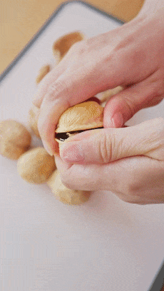 Cách luộc trứng đang gây sốt trong mùa hè: Ngon như trứng vịt lộn, bổ như thuốc Bắc!- Ảnh 2. Cách luộc trứng đang gây sốt trong mùa hè: Ngon như trứng vịt lộn, bổ như thuốc Bắc!- Ảnh 2.