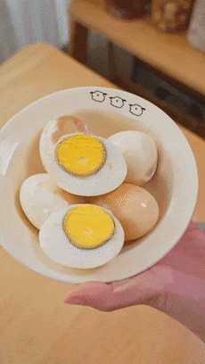 Cách luộc trứng đang gây sốt trong mùa hè: Ngon như trứng vịt lộn, bổ như thuốc Bắc!- Ảnh 18. Cách luộc trứng đang gây sốt trong mùa hè: Ngon như trứng vịt lộn, bổ như thuốc Bắc!- Ảnh 18.