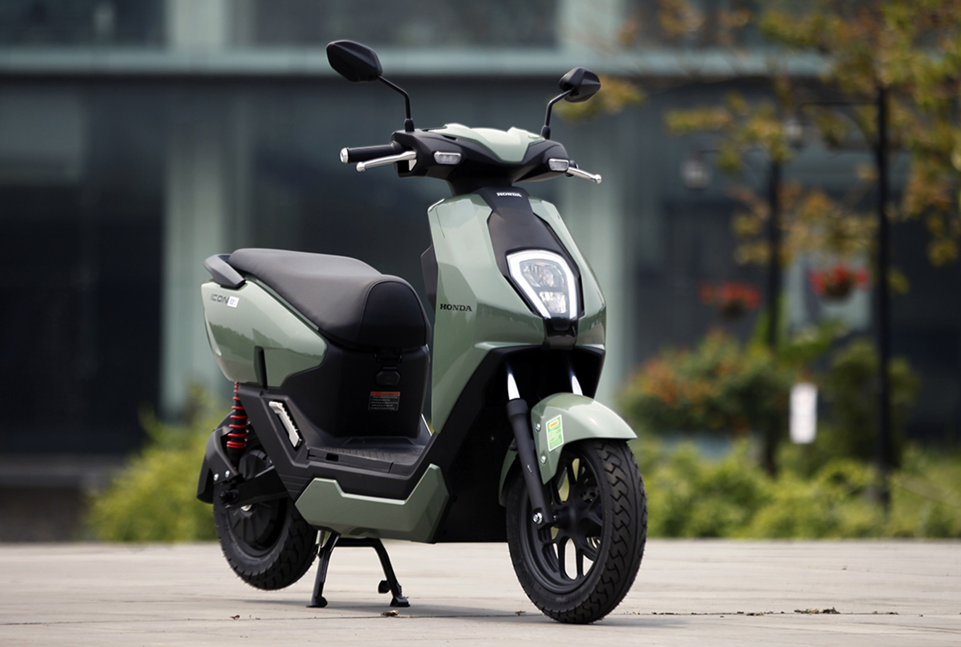 Thị trường xe máy cho học sinh, sinh viên: VinFast tăng tốc, Honda dè dặt 'tham chiến'- Ảnh 2. Thị trường xe máy cho học sinh, sinh viên: VinFast tăng tốc, Honda dè dặt 'tham chiến'- Ảnh 2.