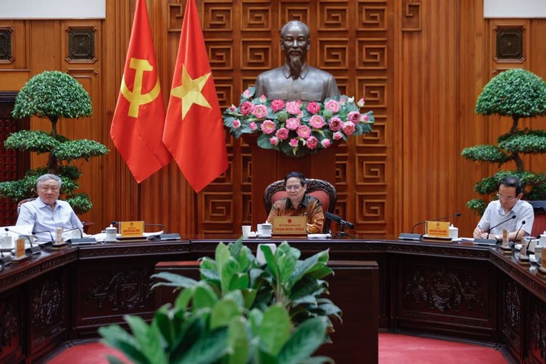 Thủ tướng: Xây dựng trung tâm tài chính quốc tế 'đã làm phải chắc, phải thắng'- Ảnh 2. Thủ tướng: Xây dựng trung tâm tài chính quốc tế 'đã làm phải chắc, phải thắng'- Ảnh 2.