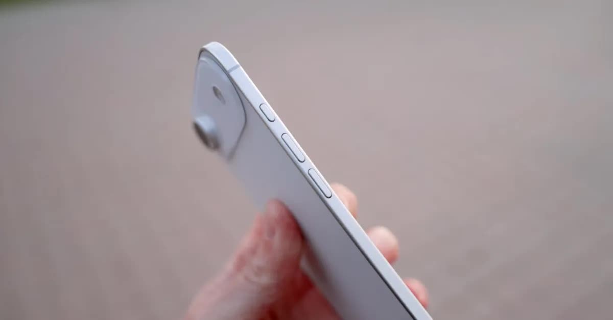 iPhone 17 Air lộ cấu hình, có một điểm khiến ai cũng phải lắc đầu ngán ngẩm- Ảnh 1. iPhone 17 Air lộ cấu hình, có một điểm khiến ai cũng phải lắc đầu ngán ngẩm- Ảnh 1.
