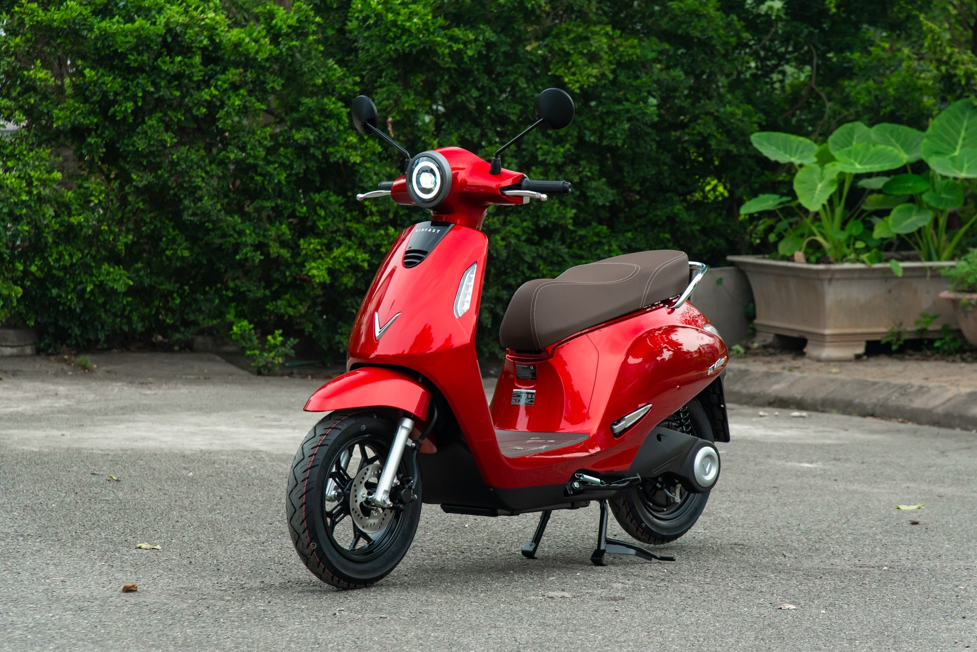Thị trường xe máy cho học sinh, sinh viên: VinFast tăng tốc, Honda dè dặt 'tham chiến'