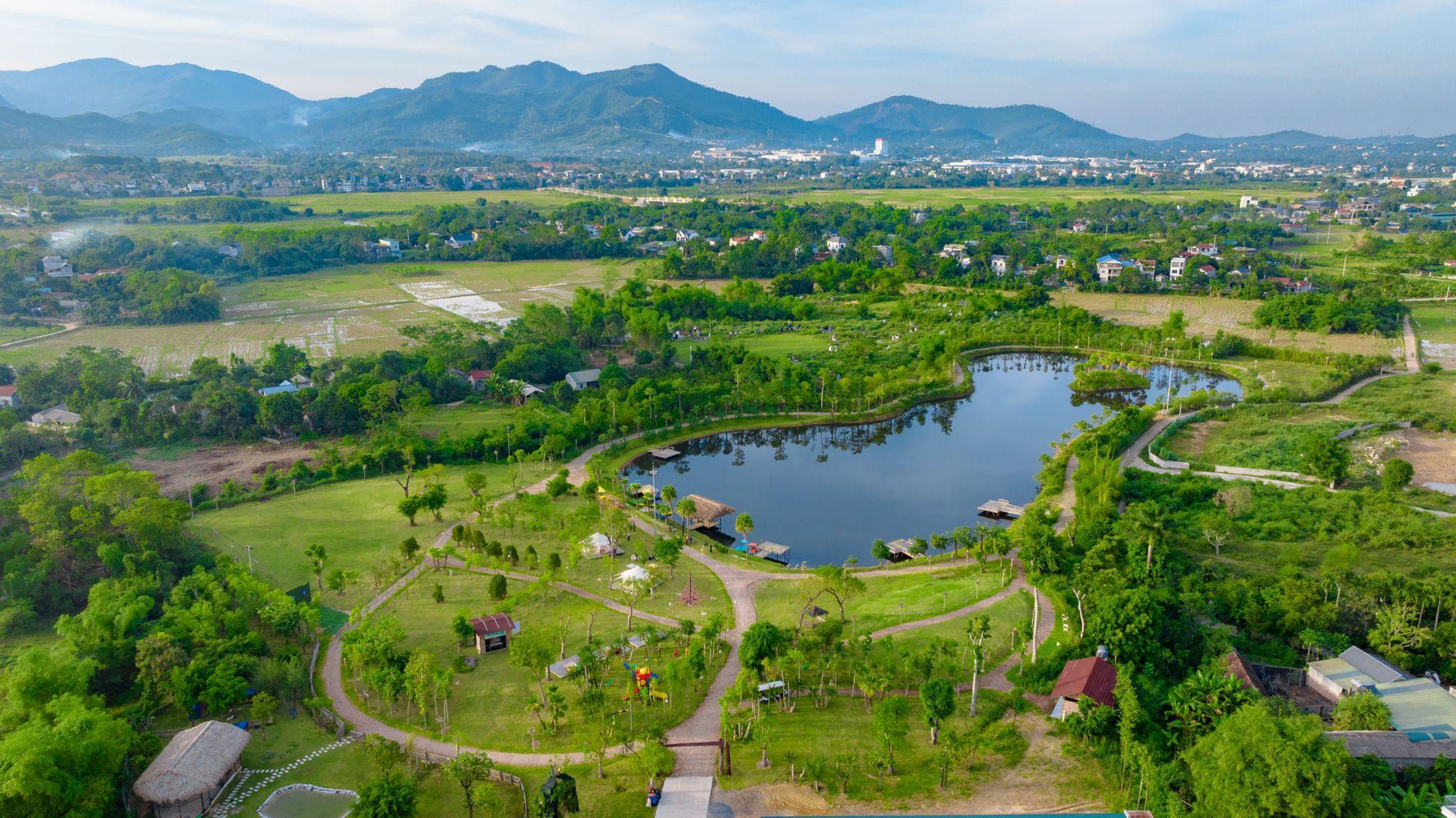 Du lịch sức khỏe lên ngôi: Biệt thự Legacy Hill hút nhà đầu tư Hà Nội- Ảnh 2. Du lịch sức khỏe lên ngôi: Biệt thự Legacy Hill hút nhà đầu tư Hà Nội- Ảnh 2.