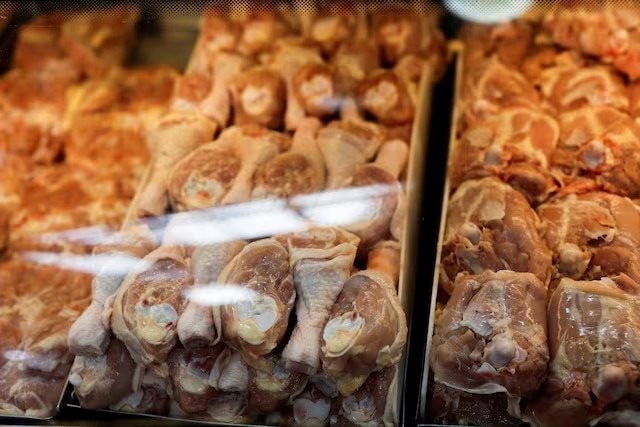 Trung Quốc, Nhật Bản, Hàn Quốc bất ngờ “ngừng ăn thịt gà” từ Brazil, chuyện gì đã xảy ra?- Ảnh 1. Trung Quốc, Nhật Bản, Hàn Quốc bất ngờ “ngừng ăn thịt gà” từ Brazil, chuyện gì đã xảy ra?- Ảnh 1.