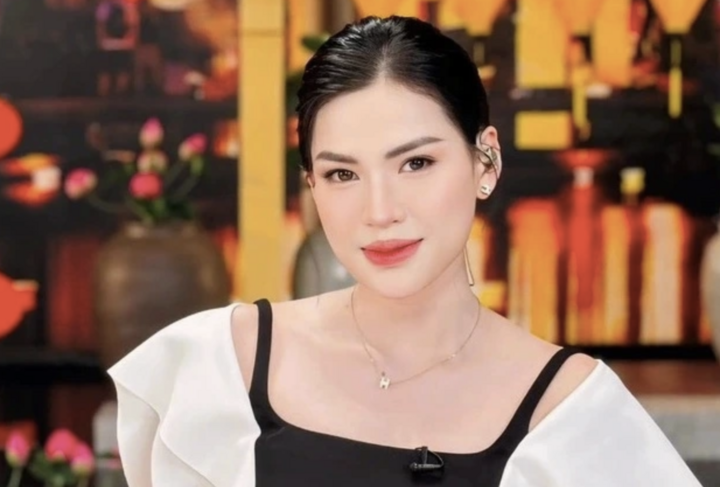 TikToker Võ Hà Linh bị tố bán phá giá, Quản lý thị trường TP.HCM xác minh- Ảnh 1. TikToker Võ Hà Linh bị tố bán phá giá, Quản lý thị trường TP.HCM xác minh- Ảnh 1.