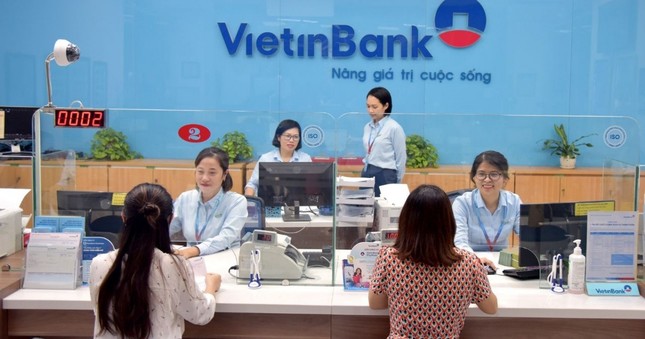 Ngân hàng dùng AI 'cắt' nhân sự thế nào?- Ảnh 1. Ngân hàng dùng AI 'cắt' nhân sự thế nào?- Ảnh 1.