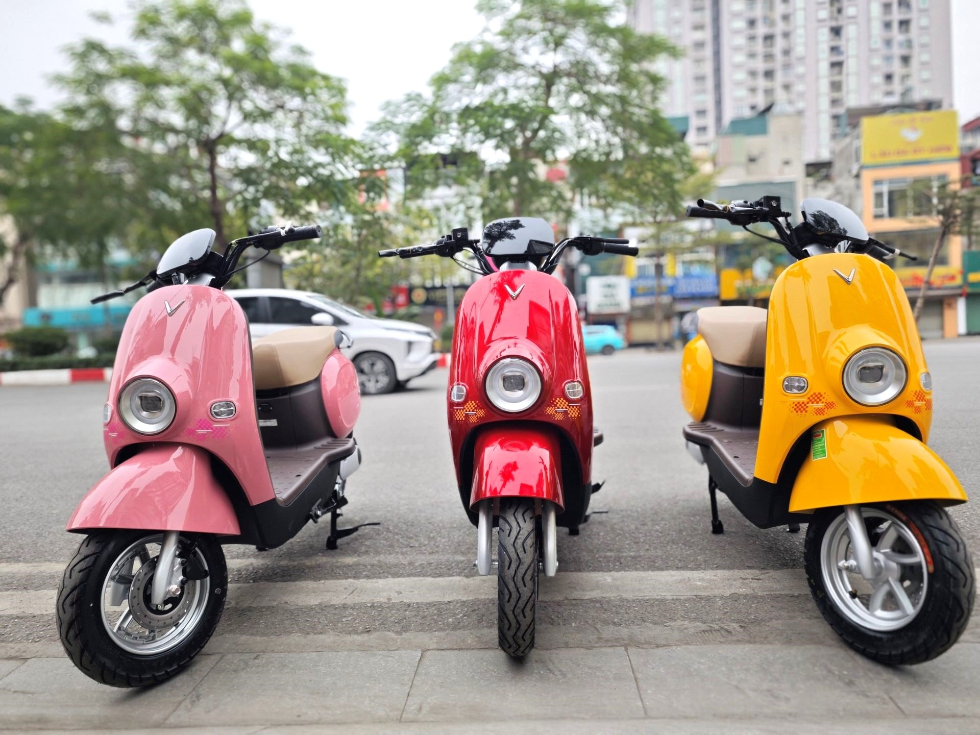 Thị trường xe máy cho học sinh, sinh viên: VinFast tăng tốc, Honda dè dặt 'tham chiến'- Ảnh 3. Thị trường xe máy cho học sinh, sinh viên: VinFast tăng tốc, Honda dè dặt 'tham chiến'- Ảnh 3.