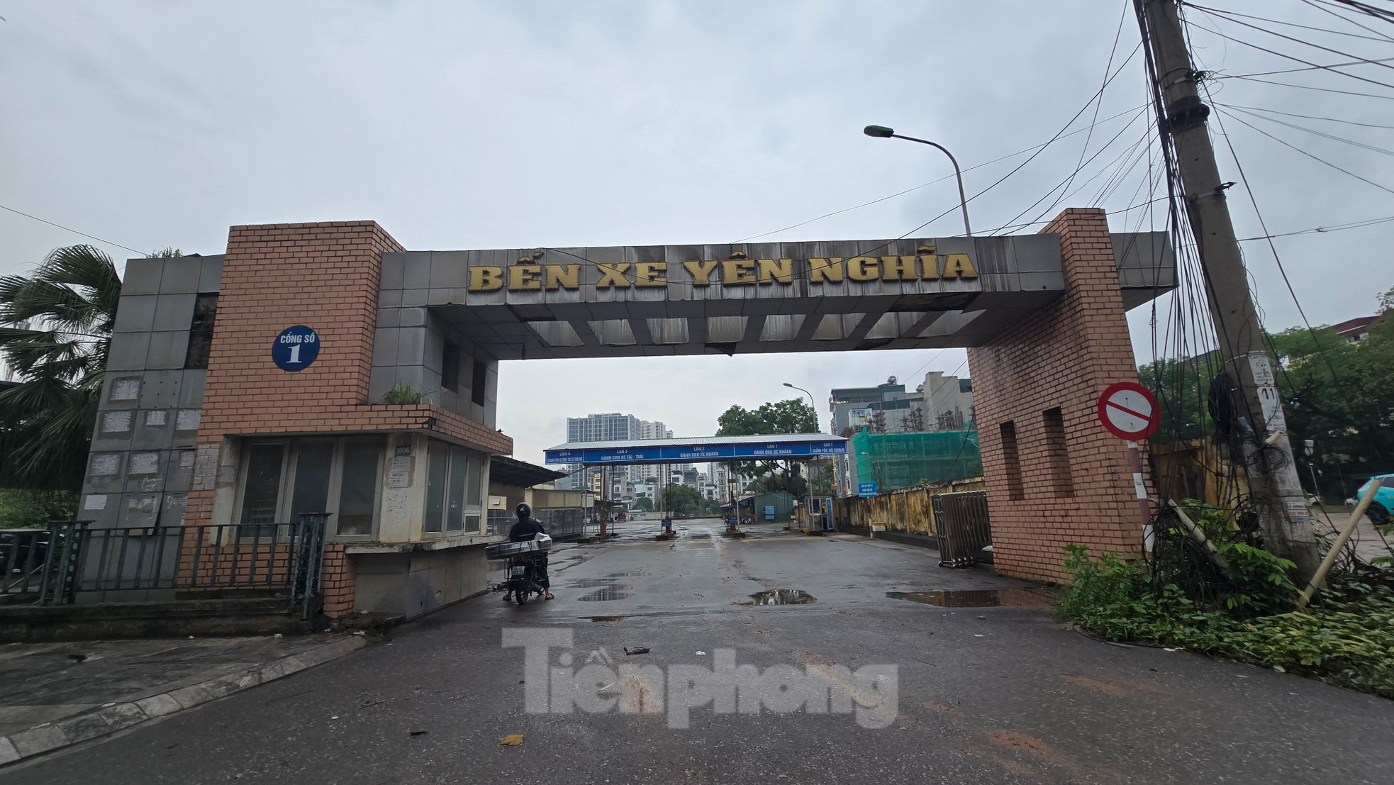Cận cảnh nhiều chung cư, văn phòng tại quận Hà Đông chưa nghiệm thu PCCC đã đưa vào hoạt động- Ảnh 6. Cận cảnh nhiều chung cư, văn phòng tại quận Hà Đông chưa nghiệm thu PCCC đã đưa vào hoạt động- Ảnh 6.