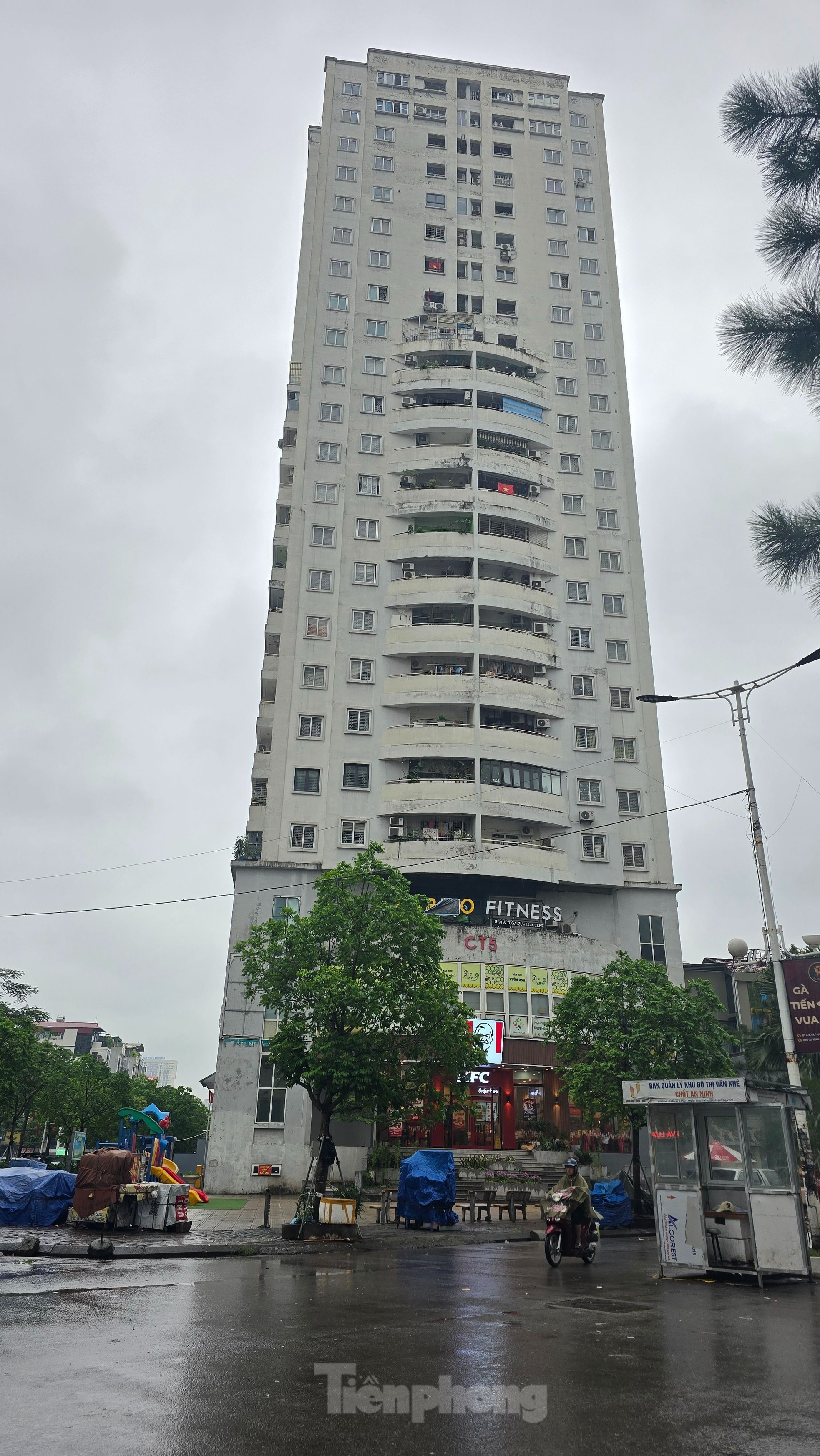Cận cảnh nhiều chung cư, văn phòng tại quận Hà Đông chưa nghiệm thu PCCC đã đưa vào hoạt động- Ảnh 9. Cận cảnh nhiều chung cư, văn phòng tại quận Hà Đông chưa nghiệm thu PCCC đã đưa vào hoạt động- Ảnh 9.