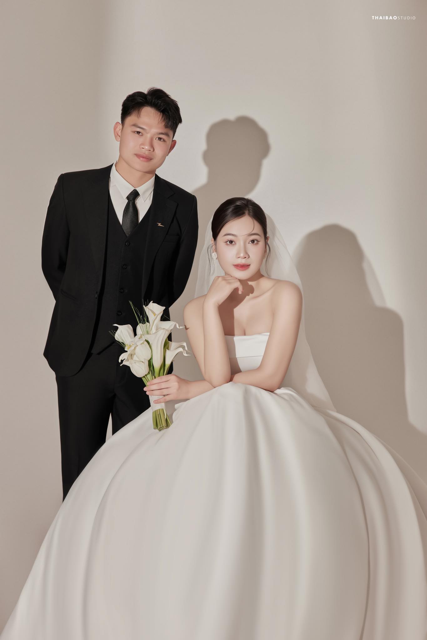 Hồ Văn Cường công khai ảnh cưới- Ảnh 1.