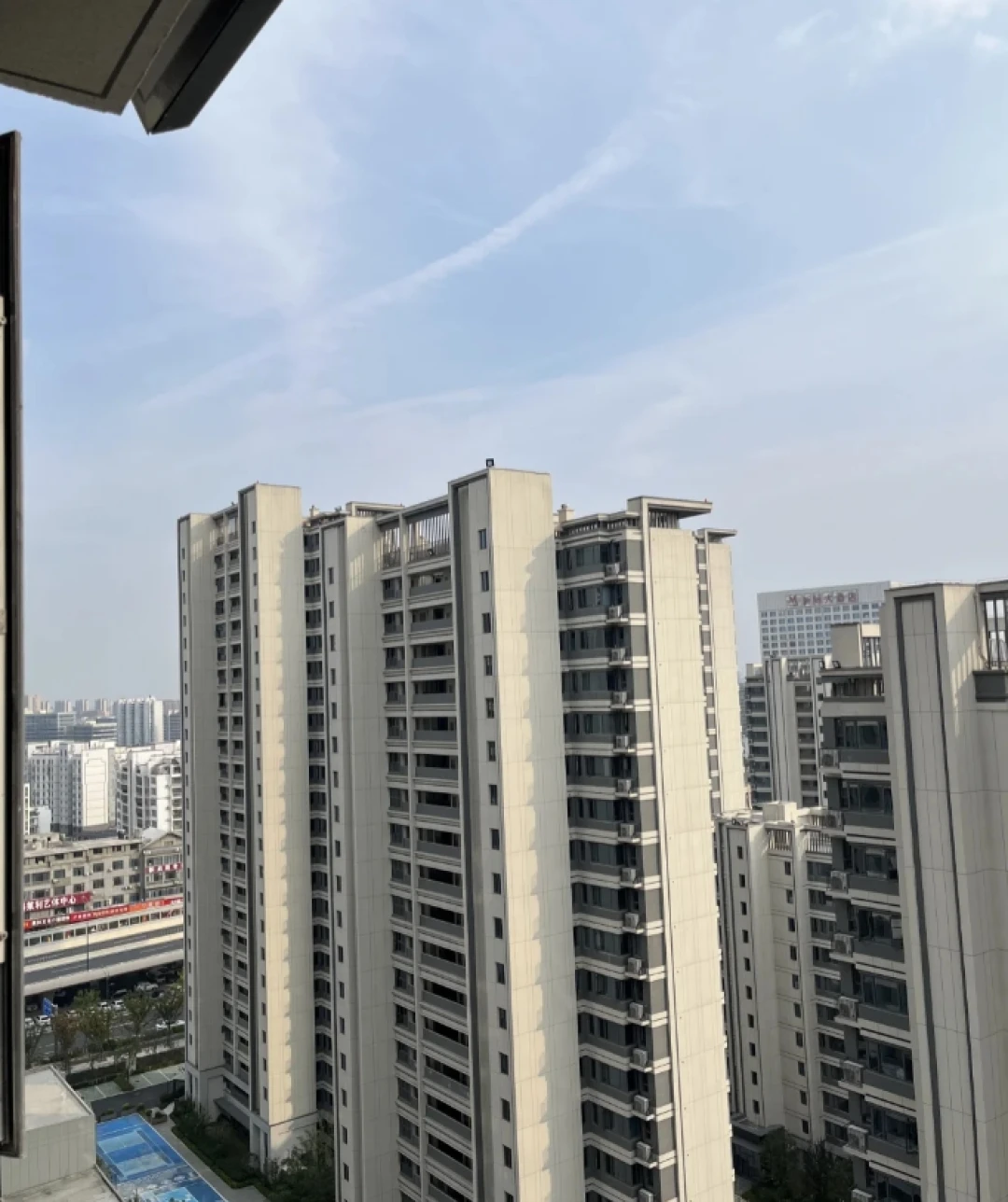 Có một nỗi khổ mang tên mua nhà chung cư tầng cao: Có 4 lợi, 5 hại mà tôi chỉ ước biết sớm hơn- Ảnh 3. Có một nỗi khổ mang tên mua nhà chung cư tầng cao: Có 4 lợi, 5 hại mà tôi chỉ ước biết sớm hơn- Ảnh 3.