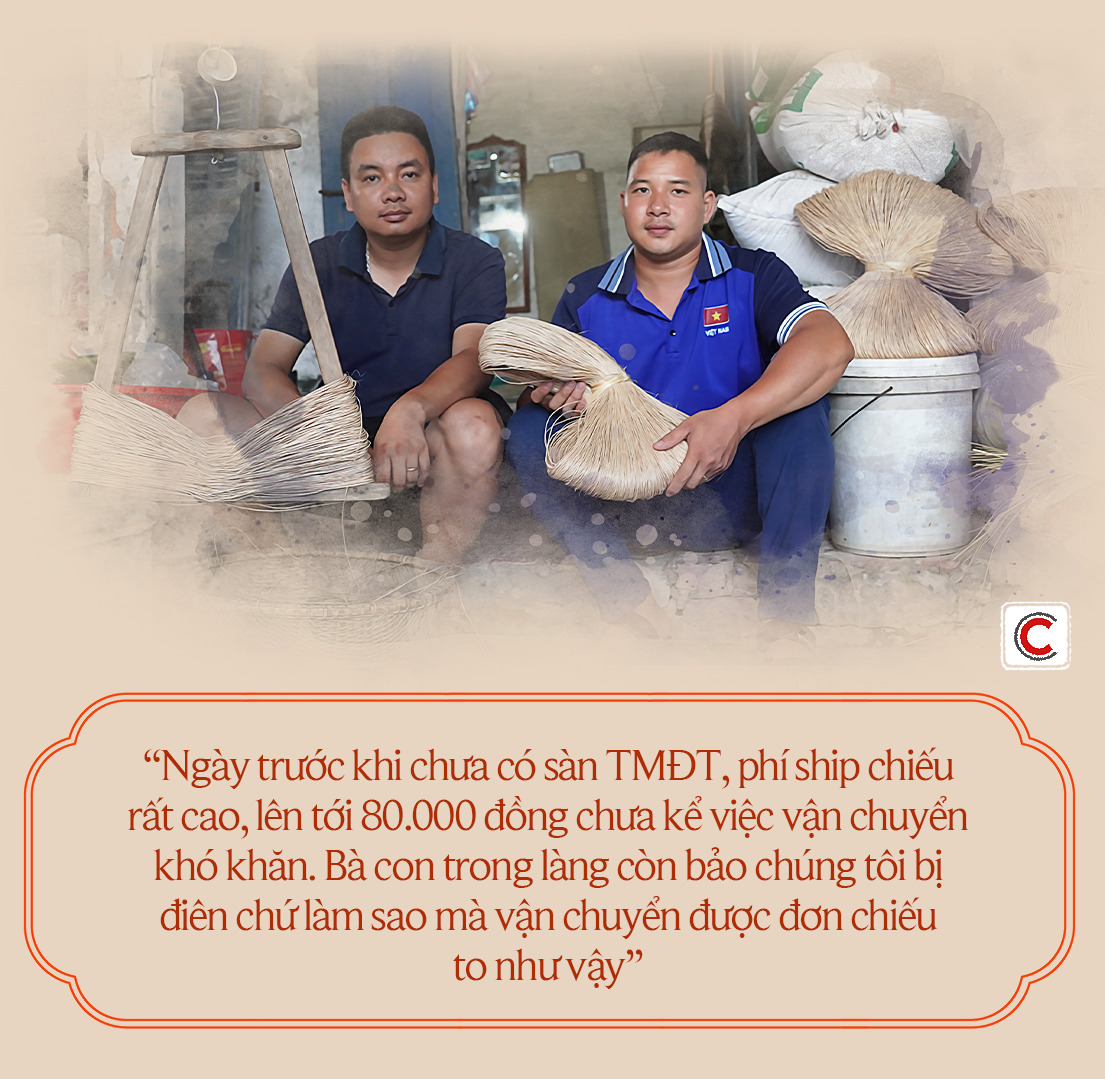 Hành trình bán chiếu online của 3 người con làng nghề: Bà con chạy mất dép, chửi điên khi “bị” quay video, đến chốt hàng chục nghìn đơn hàng online, bán chiếu lễ 14 mét cho đền Hùng- Ảnh 4. Hành trình bán chiếu online của 3 người con làng nghề: Bà con chạy mất dép, chửi điên khi “bị” quay video, đến chốt hàng chục nghìn đơn hàng online, bán chiếu lễ 14 mét cho đền Hùng- Ảnh 4.