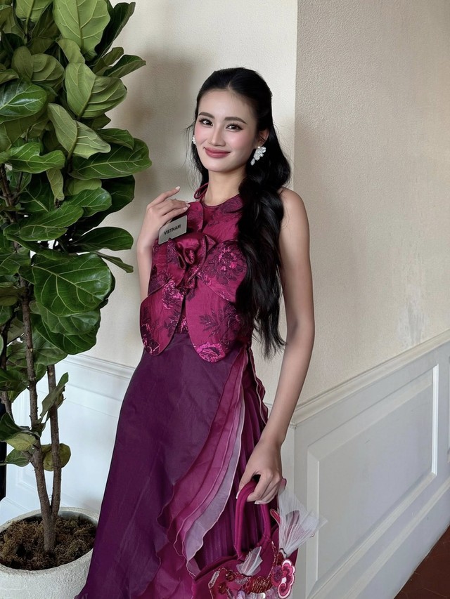 Hoa hậu Ý Nhi có tia hi vọng le lói tại Miss World sau khi liên tục out top- Ảnh 6. Hoa hậu Ý Nhi có tia hi vọng le lói tại Miss World sau khi liên tục out top- Ảnh 6.