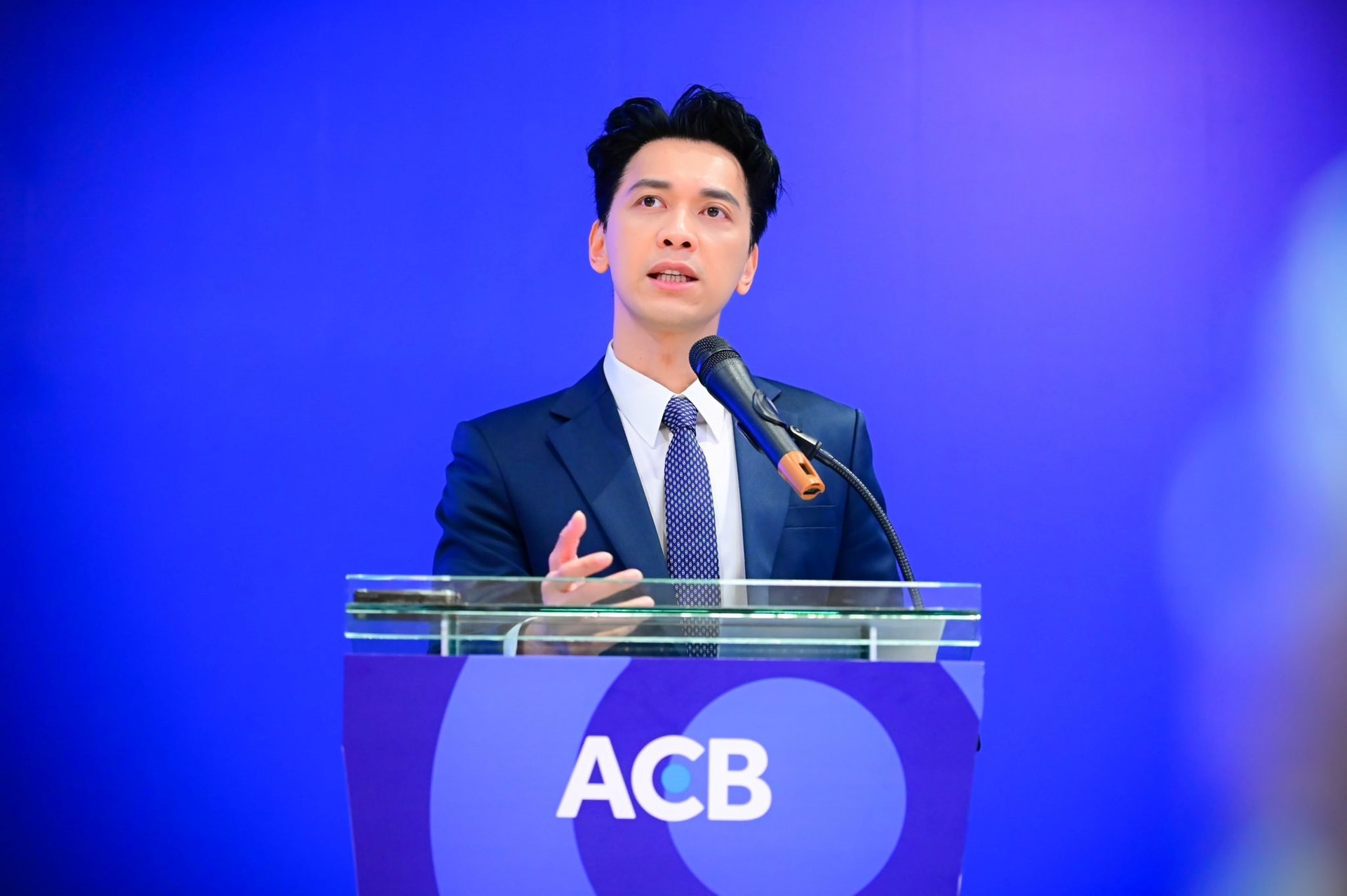 Chủ tịch ACB Trần Hùng Huy sắp nhận về số tiền khủng- Ảnh 1. Chủ tịch ACB Trần Hùng Huy sắp nhận về số tiền khủng- Ảnh 1.