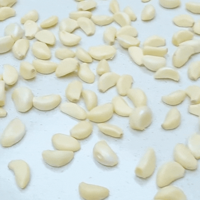 Cách bảo quản tỏi bằng đông lạnh đang được cả mạng xã hội chia sẻ: Đơn giản mà hiệu quả bất ngờ!- Ảnh 4. Cách bảo quản tỏi bằng đông lạnh đang được cả mạng xã hội chia sẻ: Đơn giản mà hiệu quả bất ngờ!- Ảnh 4.