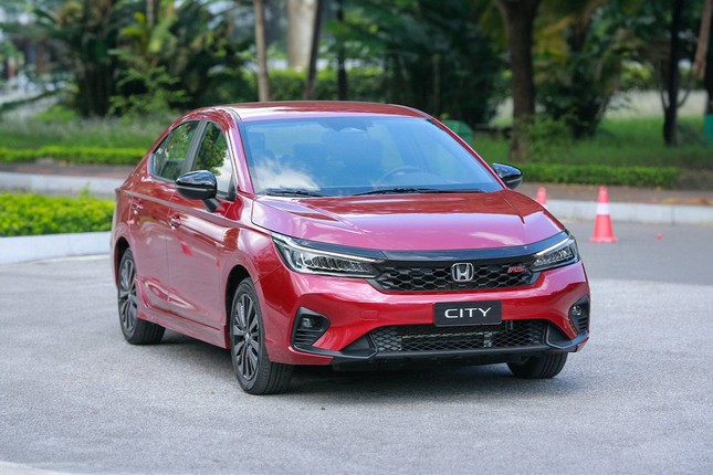 Thế 'kiềng 3 chân' ở phân khúc sedan hạng B- Ảnh 1. Thế 'kiềng 3 chân' ở phân khúc sedan hạng B- Ảnh 1.