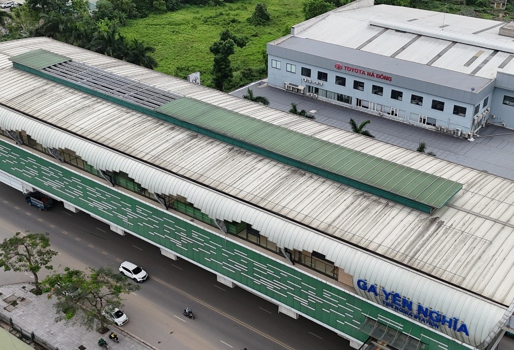 Hà Nội: Cận cảnh các hạng mục xuống cấp, hư hỏng tại ga tàu Yên Nghĩa- Ảnh 2. Hà Nội: Cận cảnh các hạng mục xuống cấp, hư hỏng tại ga tàu Yên Nghĩa- Ảnh 2.