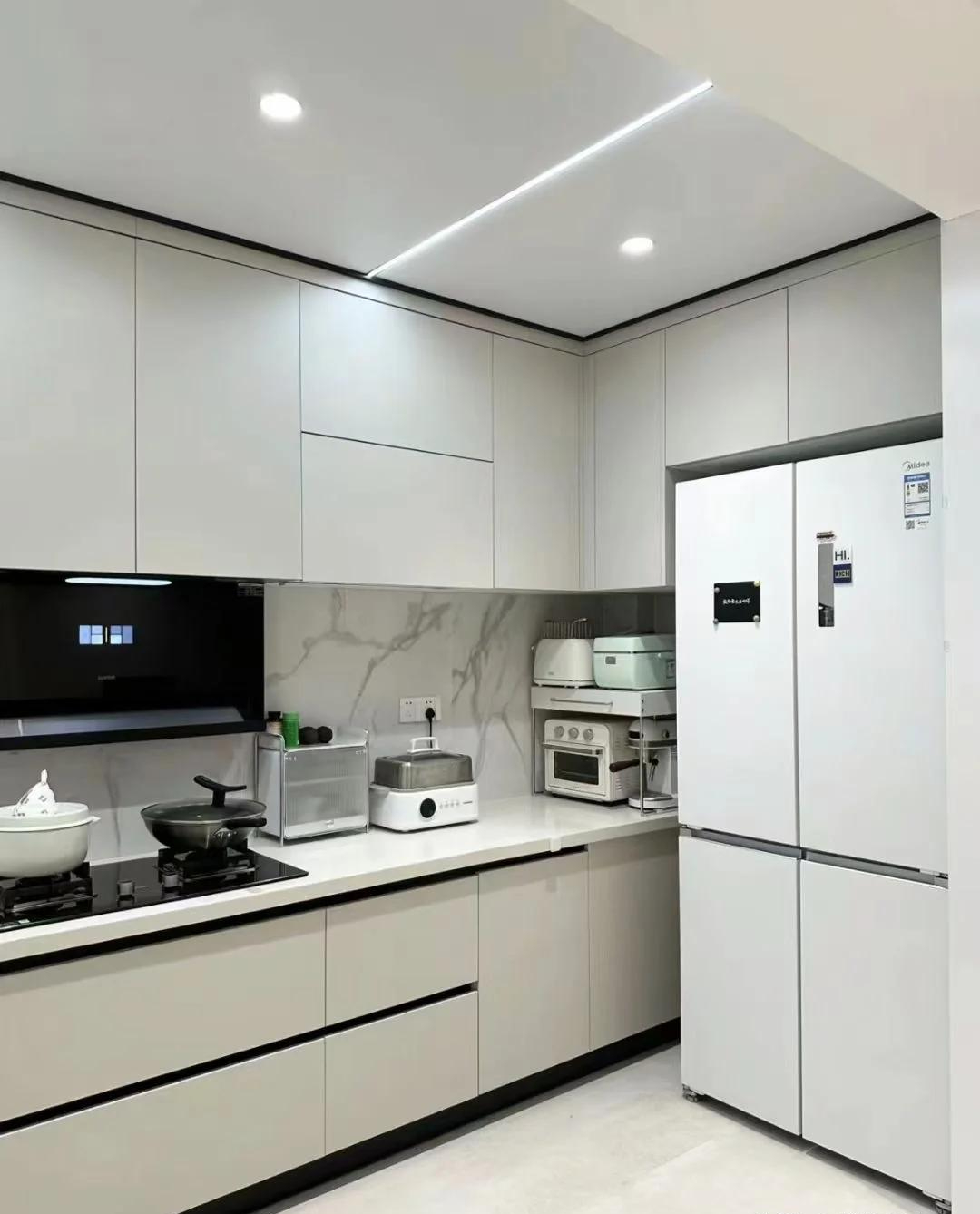 Không còn đặt tủ lạnh trong bếp: Xu hướng mới của người trẻ khiến nhiều người nhận ra mình đã “lỗi thời”- Ảnh 1. Không còn đặt tủ lạnh trong bếp: Xu hướng mới của người trẻ khiến nhiều người nhận ra mình đã “lỗi thời”- Ảnh 1.