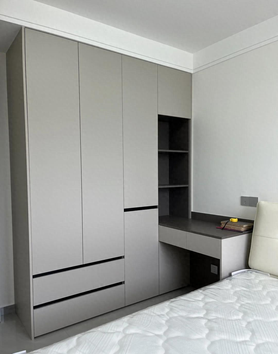 Tủ quần áo truyền thống dần biến mất khỏi phòng ngủ: Nhều người chuyển sang 3 cách này vì tiện hơn, đẹp hơn và rẻ một nửa- Ảnh 1. Tủ quần áo truyền thống dần biến mất khỏi phòng ngủ: Nhều người chuyển sang 3 cách này vì tiện hơn, đẹp hơn và rẻ một nửa- Ảnh 1.