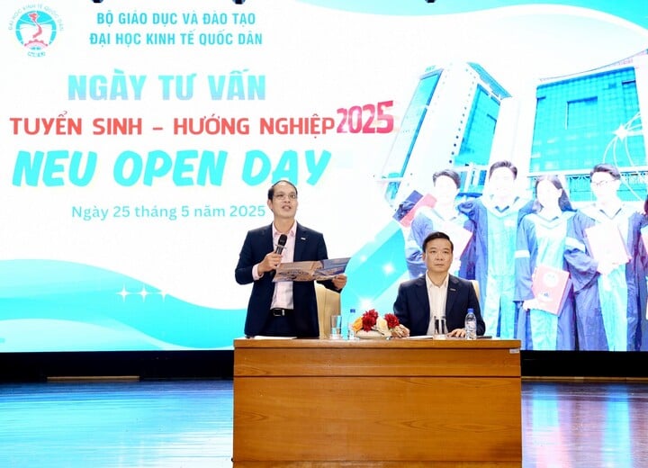 Sinh viên trúng tuyển nhờ đánh giá năng lực học tốt hơn nhóm đỗ bằng điểm THPT- Ảnh 1. Sinh viên trúng tuyển nhờ đánh giá năng lực học tốt hơn nhóm đỗ bằng điểm THPT- Ảnh 1.