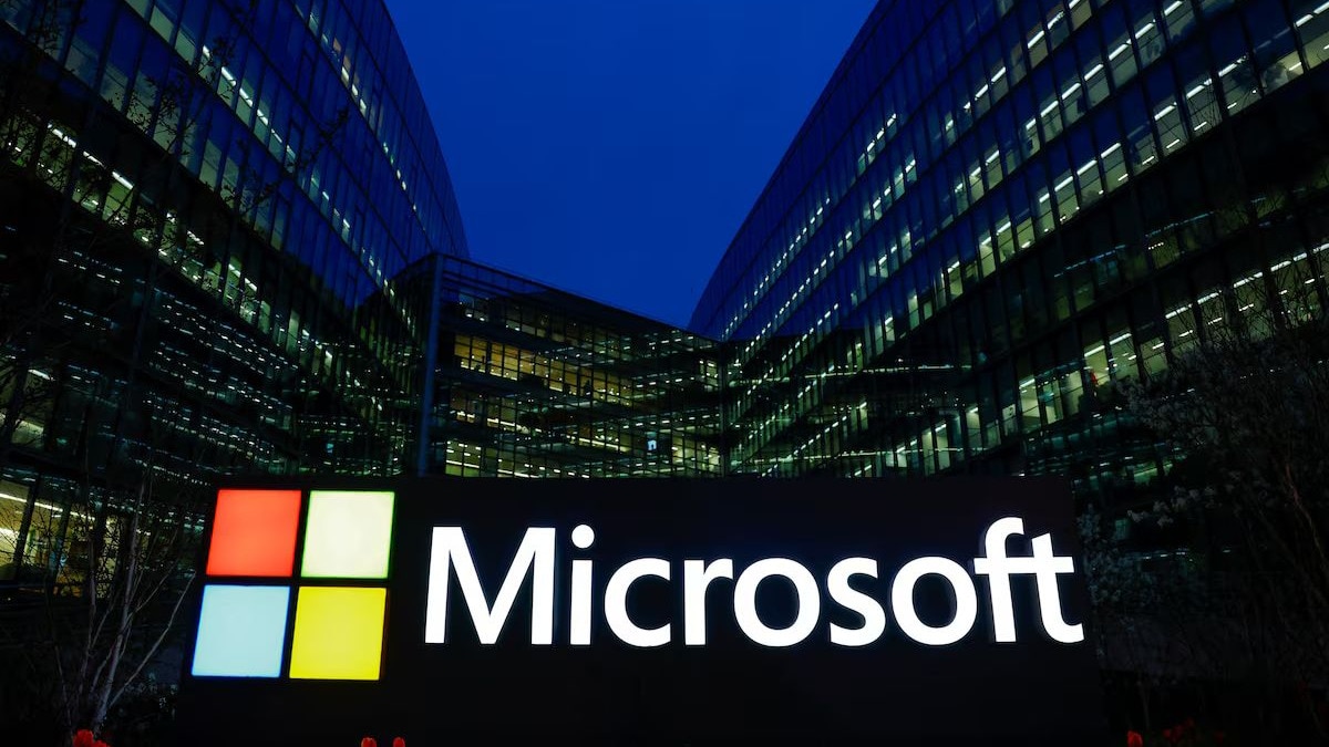 Câu chuyện đau lòng: Kỹ sư Microsoft 25 năm tuổi nghề bị sa thải bởi thuật toán vào đúng ngày sinh nhật- Ảnh 1. Câu chuyện đau lòng: Kỹ sư Microsoft 25 năm tuổi nghề bị sa thải bởi thuật toán vào đúng ngày sinh nhật- Ảnh 1.