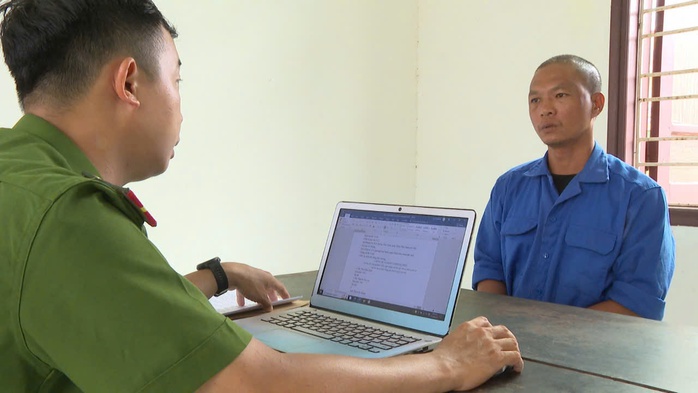 Tạm giữ hình sự, test ma tuý kẻ phá hoại ngai vua triều Nguyễn- Ảnh 2. Tạm giữ hình sự, test ma tuý kẻ phá hoại ngai vua triều Nguyễn- Ảnh 2.
