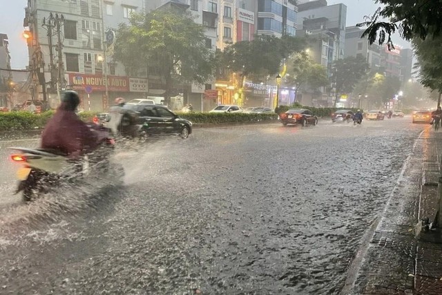 Tin gió mùa Đông Bắc mới nhất: Miền Bắc mát mẻ đến hôm nào?- Ảnh 1. Tin gió mùa Đông Bắc mới nhất: Miền Bắc mát mẻ đến hôm nào?- Ảnh 1.