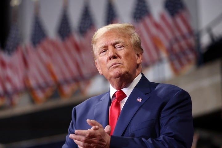 Ông Trump gia hạn thời hạn áp thuế 50% lên EU đến ngày 9/7- Ảnh 1.