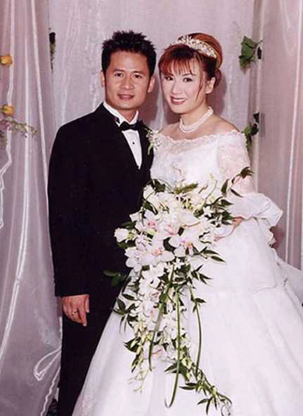 Cặp đôi Vbiz ly hôn 12 năm vẫn thoải mái gặp gỡ, tái ngộ, nghe xong lý do ai cũng gật gù- Ảnh 4. Cặp đôi Vbiz ly hôn 12 năm vẫn thoải mái gặp gỡ, tái ngộ, nghe xong lý do ai cũng gật gù- Ảnh 4.