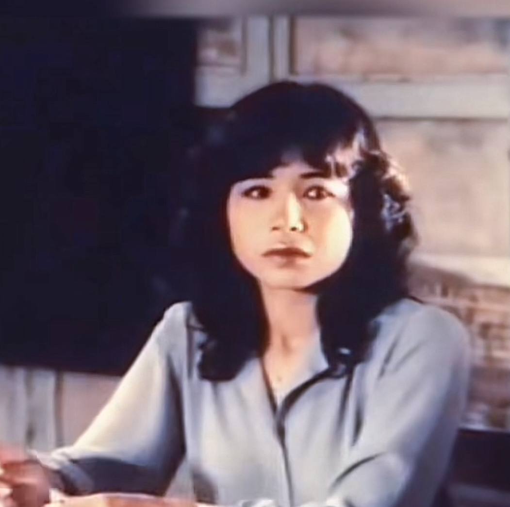 Mỹ nhân Việt cả đời được gọi là "vedette của showbiz", xuất thân hoàng tộc mới chấn động- Ảnh 3. Mỹ nhân Việt cả đời được gọi là "vedette của showbiz", xuất thân hoàng tộc mới chấn động- Ảnh 3.