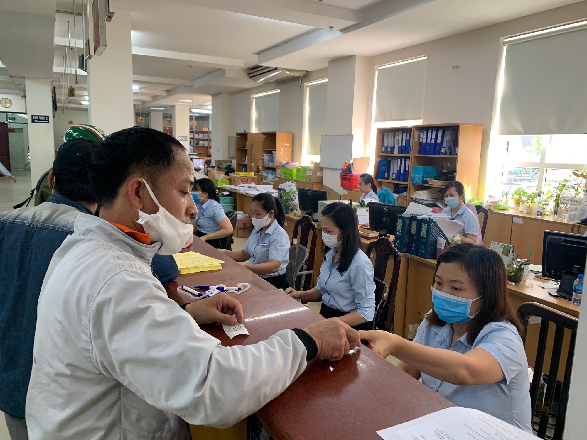 Bỏ cấp huyện, rút bảo hiểm xã hội một lần ở đâu?- Ảnh 2. Bỏ cấp huyện, rút bảo hiểm xã hội một lần ở đâu?- Ảnh 2.