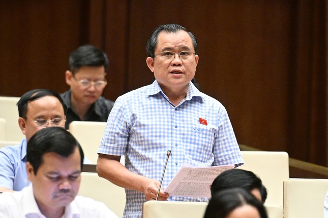 Dân kiện nhưng chủ tịch UBND không dự phiên tòa: ‘Về mặt Đảng, có kỷ luật được không?’- Ảnh 1. Dân kiện nhưng chủ tịch UBND không dự phiên tòa: ‘Về mặt Đảng, có kỷ luật được không?’- Ảnh 1.