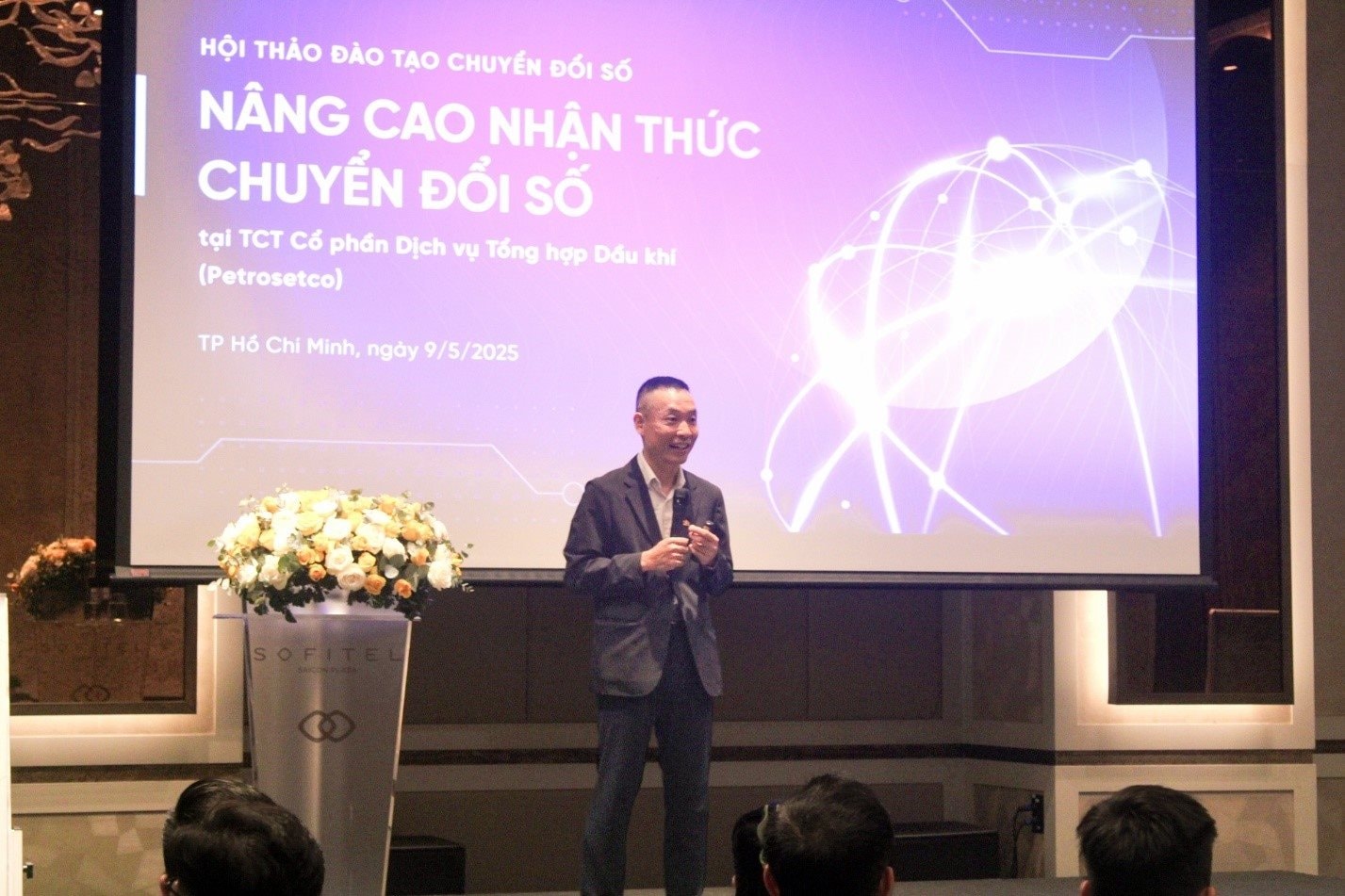 PETROSETCO phối hợp cùng FPT triển khai thành công Hội thảo đào tạo “Chuyển đổi số trong doanh nghiệp” hướng tới phát triển bền vững và hiệu quả- Ảnh 3. PETROSETCO phối hợp cùng FPT triển khai thành công Hội thảo đào tạo “Chuyển đổi số trong doanh nghiệp” hướng tới phát triển bền vững và hiệu quả- Ảnh 3.